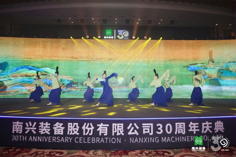 1780285064630833.jpg 《青绿》.jpg